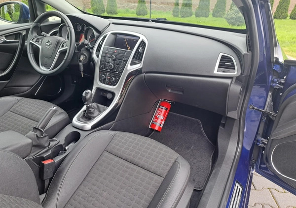 Opel Astra cena 39800 przebieg: 147524, rok produkcji 2014 z Bochnia małe 667